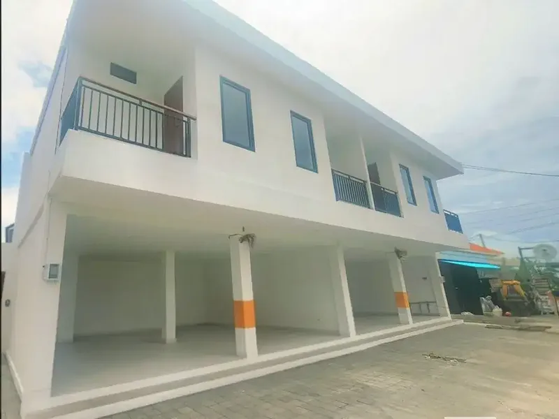 Strategic Shophouse For Rent In Pererenan, Badung Area - Real Estate in Bali