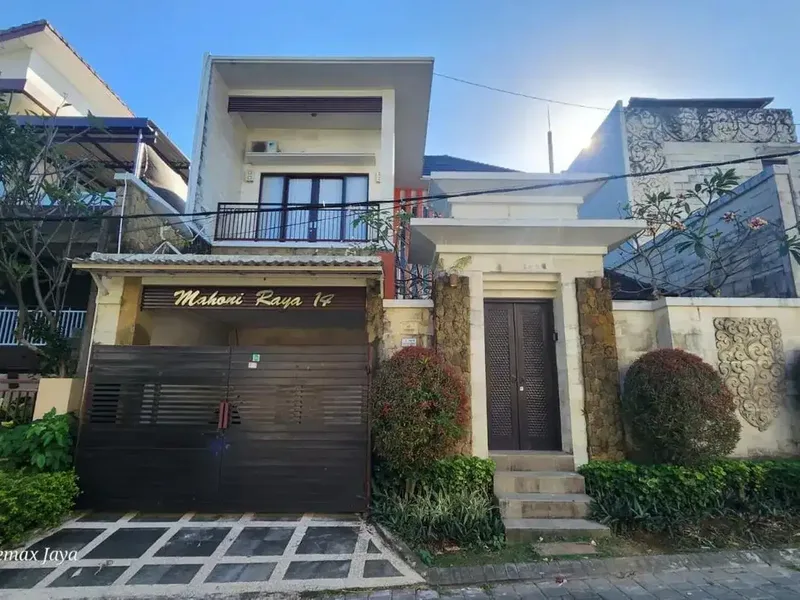 Villa for Rent in Beranda Mumbul, Nusa Dua – Prime & Exclusive Location. - Real Estate in Bali