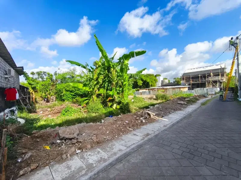 Disewakan Murah Tanah Lokasi Premium dekat Pantai Jimbaran di Jl. Uluwatu 1, Jimbaran. - Real Estate in Bali