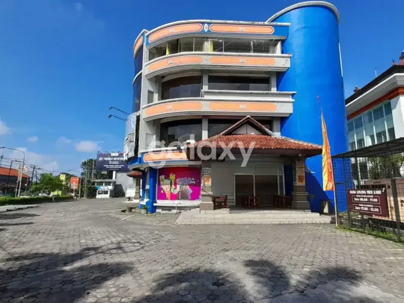 GEDUNG SIMPANG GATOT SUBROTO TENGAH - COKROAMINOTO DENPASAR, BALI - Real Estate in Bali
