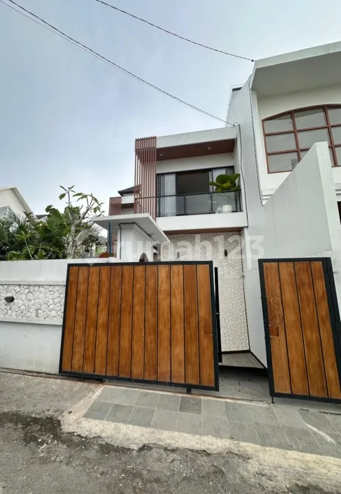 Villa Modern Full Furnished di Tumbak Bayuh Pererenan Bali - Real Estate in Bali