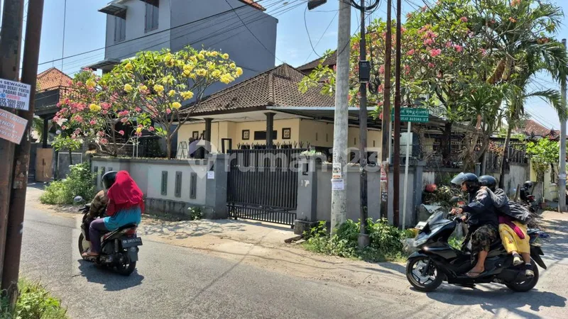 Disewakan Rumah Tinggal 1 Lantai Tengah Kota Denpasar Selatan - Real Estate in Bali