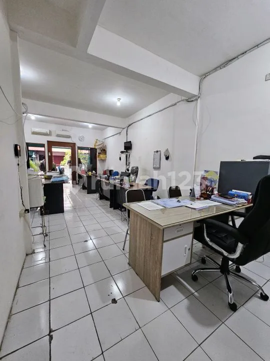Ruko di Komplek Sudirman Agung Denpasar - Bali in Bali