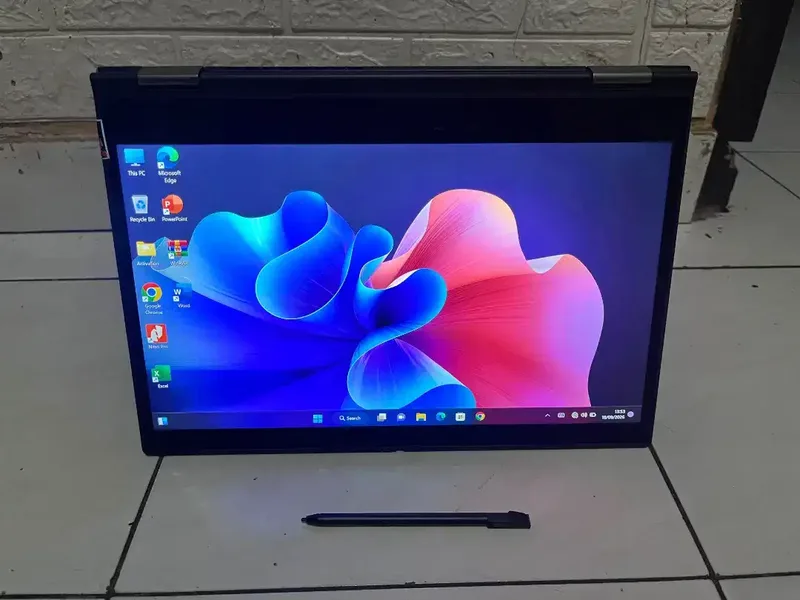 Dijual Lenovo Thinkpad X390 Yoga Intel core i5 gen8 (ram 8/nvme 128) - Electronics in Bali
