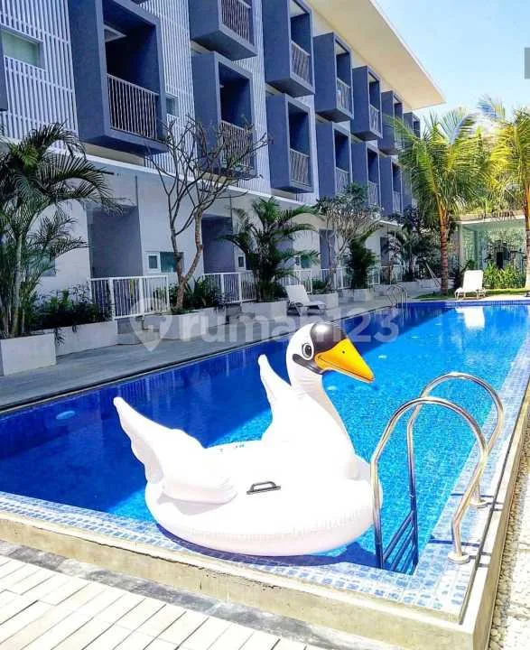 Apartemen Leasehold 17 Tahun Hadap Pool di Seminyak Ls - Real Estate in Bali