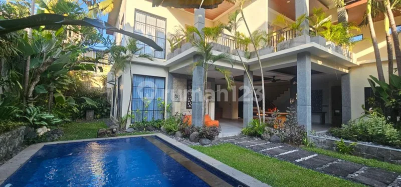 Family Villa Near French School Umalas - Bali in Bali
