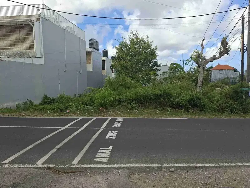 DIJUAL / DISEWAKAN TANAH JALAN UTAMA GOA GONG - UNGASAN BALI. - Real Estate in Bali