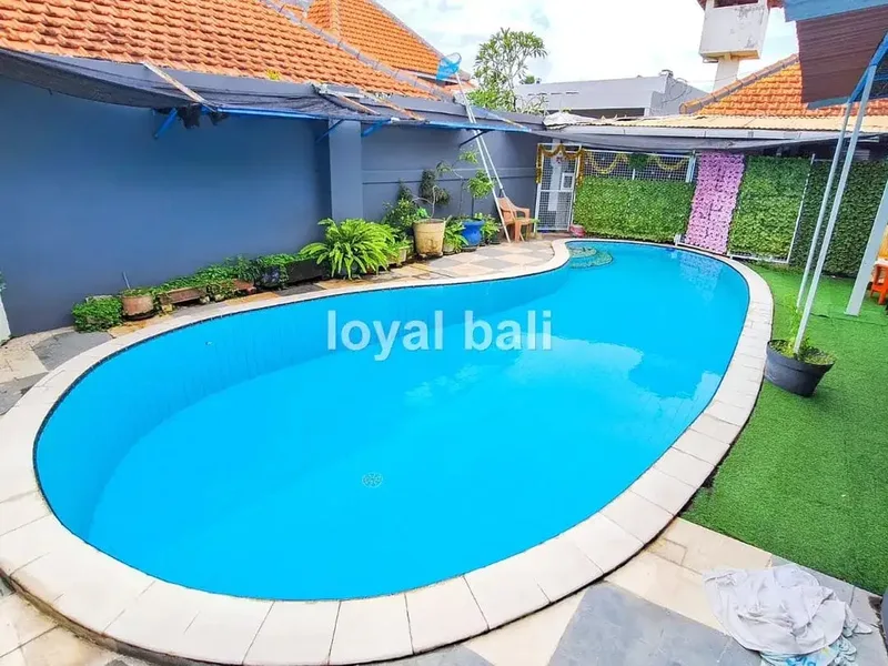 Rumah, Classic House with Convenient Location in Jimbaran, Bali - Real Estate in Bali