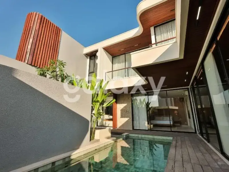VILLA TROPIS MODERN MINIMALIS DEKAT CANGGU DI BUDUK MENGWI BADUNG, BALI - Real Estate in Bali