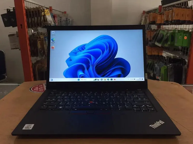 Lenovo ThinkPad T14 Intel Core i5Gen10, Ram 16GB, SSD 256GB Slim Mulus - Electronics in Bali