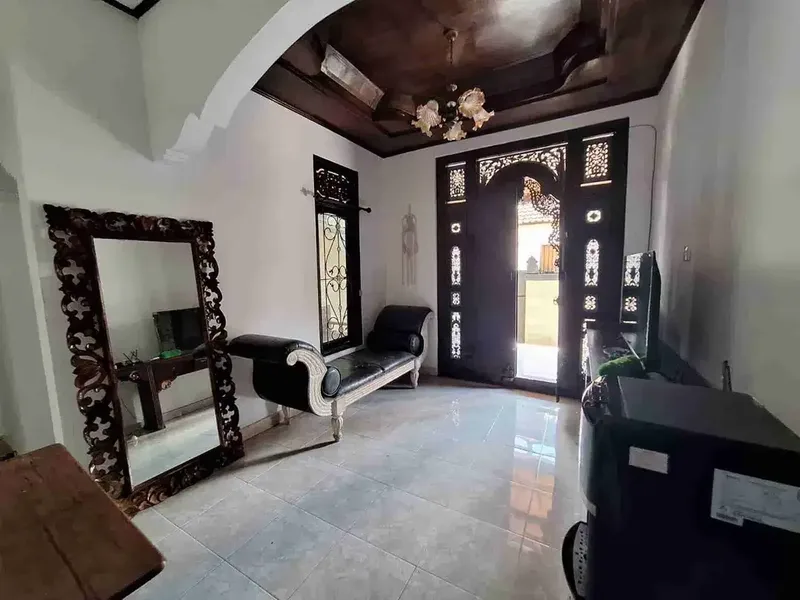 Rumah Sewa 2 BR di Kerobokan Kuta Utara - Real Estate in Bali