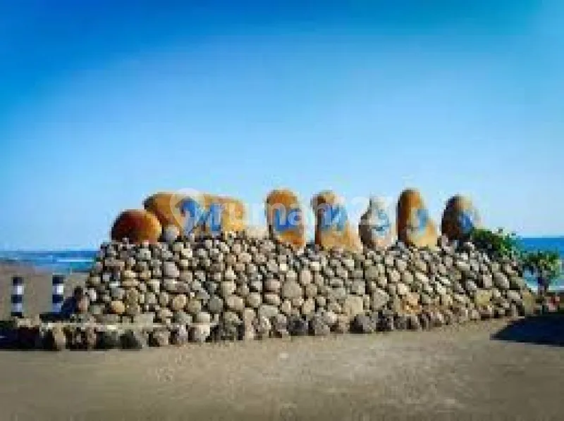 Jual Cepat Tanah Luasan Kecil Langka dan Premium 200 Meter ke Pantai Munggu, Bali - Bali in Bali