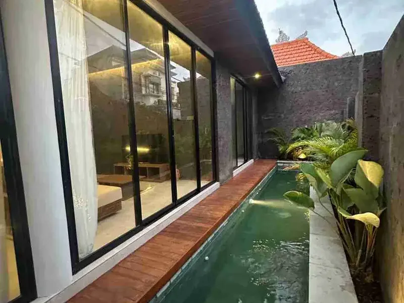 DIJUAL VILLA LANTAI I DIKEROBOKAN DEKAT CANGGU UMALAS Kuta utara - Real Estate in Bali