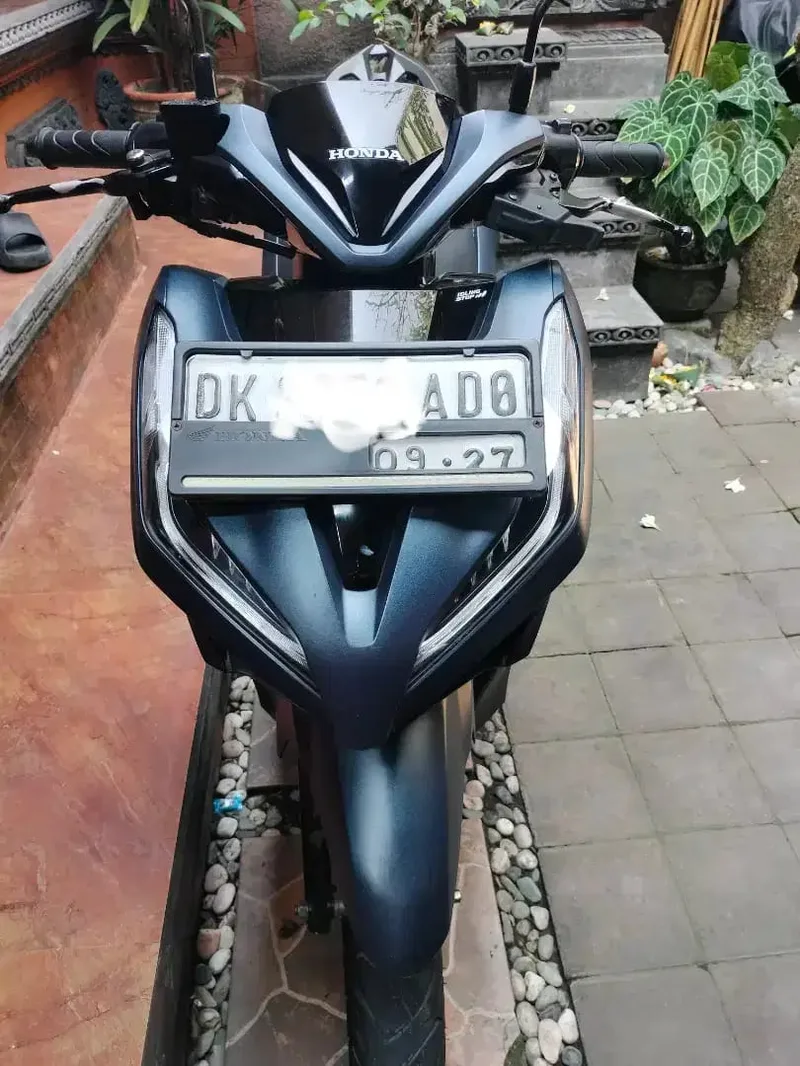 Vario 125 Tahun 2022 - Vehicles in Bali