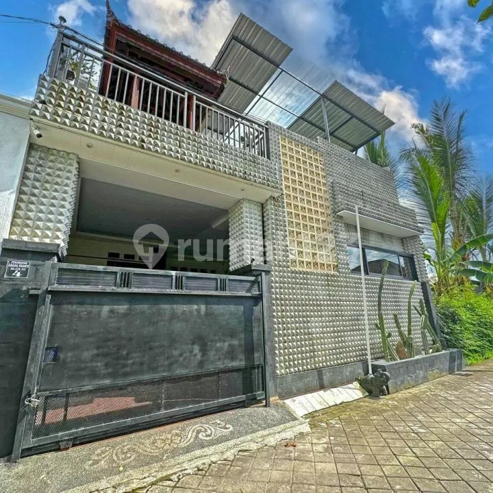 Rumah Nyaman 2 Lantai 3 Bedroom Siap Huni Lokasi Abianbase Mengwi - Bali in Bali