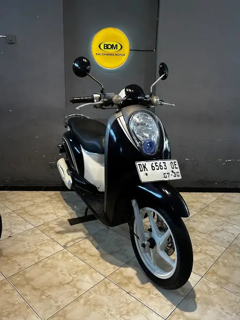 Honda Scoopy CW Tahun 2010 pajak off 1x Surat lengkap - Vehicles in Bali