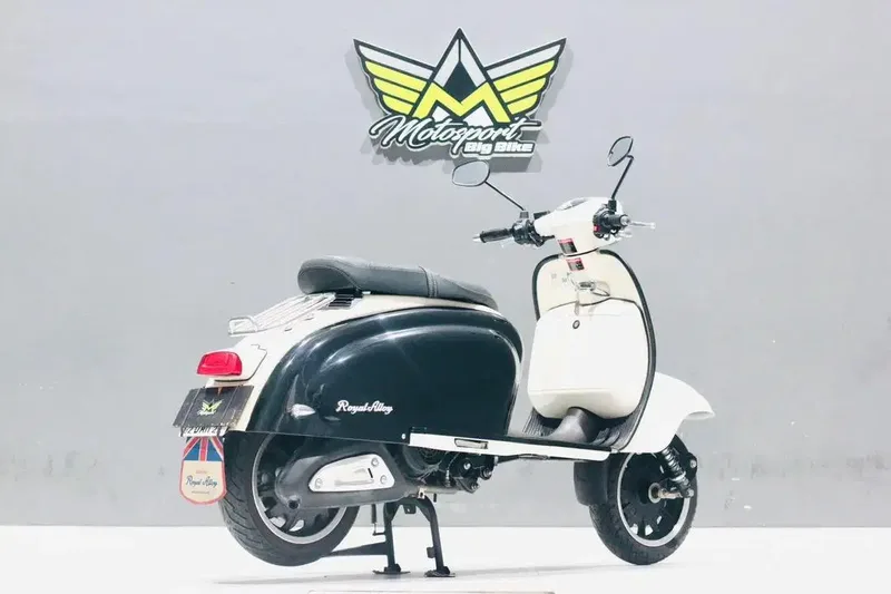Royal Alloy TG 150 ABS mulus vespa GTS 150 vespa sprint 150 xmax 250 - Vehicles in Bali