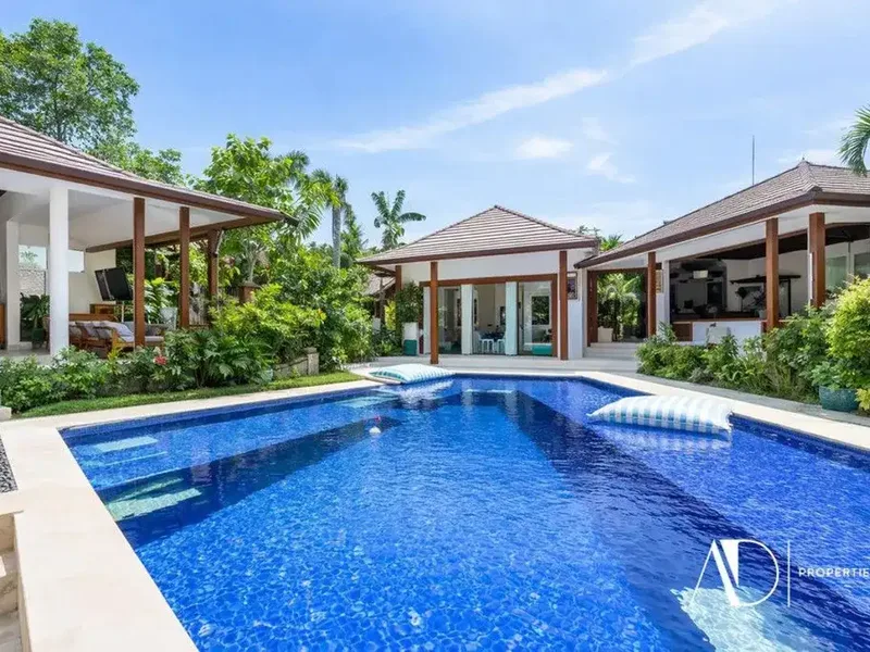 MOTIVATED SELLER | LEASEHOLD 40-YEAR 5-BEDROOM VILLA IN KEROBOKAN - Real Estate in Bali
