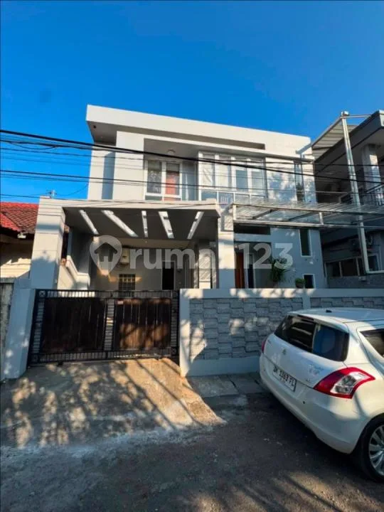 Runah 2 LT Semi Furnished Dekat Rs Umum Jimbaran - Real Estate in Bali
