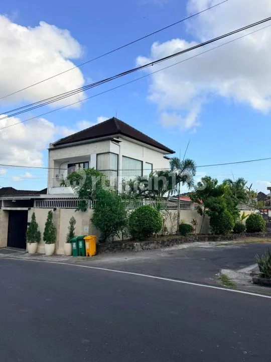 For Rent - Fully Furnished 2-Storey House With Private Pool In Nusa Dua, Bali - Real Estate in Bali