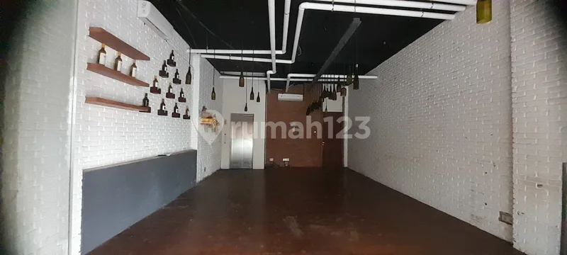Dijual Ruko 4 Lantai + Lift di Jalan Utama Uluwatu Jimbaran, Badung, Bali.(Jalan Kaki ke Pantai Jimbaran) - Real Estate in Bali