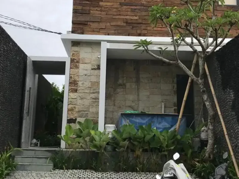 VILLA & OFFICE DI PANDAWA LEGIAN BADUNG - Real Estate in Bali