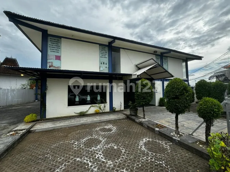 Tanah Bonus bangunan Gudang Raya Mertasari Kerobokan Bali - Real Estate in Bali