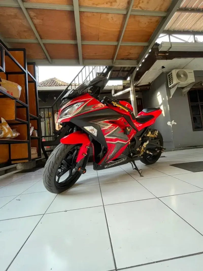 Ninja 250 2015 // bintang dewata motor // - Vehicles in Bali