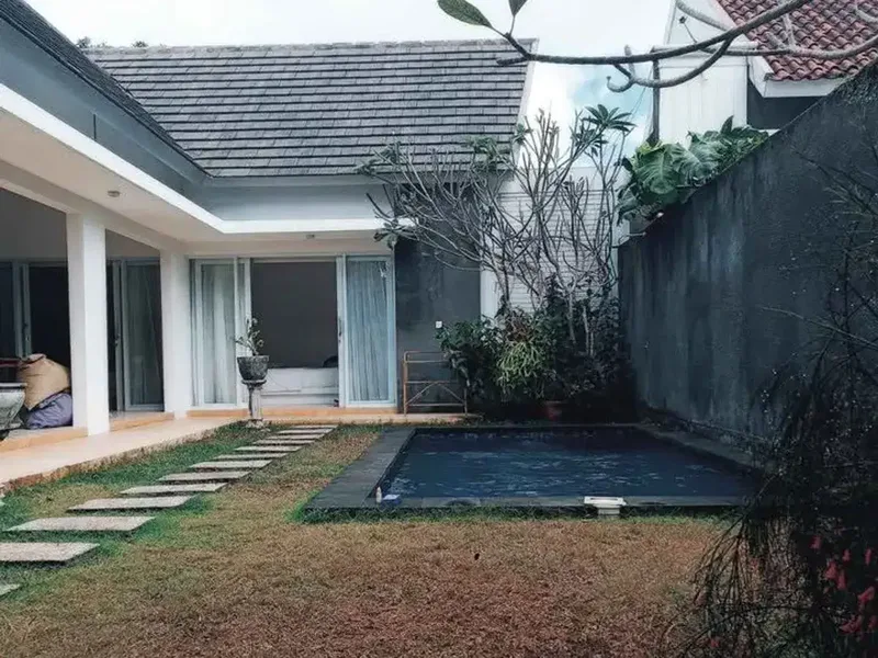 Villa sewa 1 lantai di Pecatu | akses jalan lebar | dekat Pantai Dreamland - Real Estate in Bali