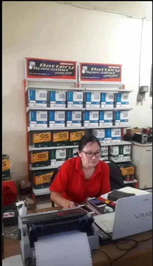 Aki 24 jam Shop and Delivery Original Part Respon Cepat - Vehicles in Bali