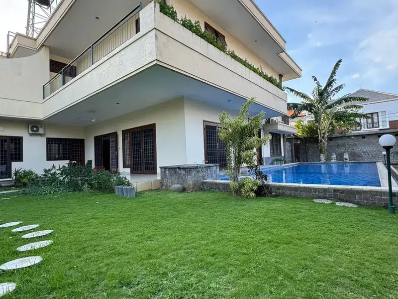 Rumah renon denpasar - Real Estate in Bali