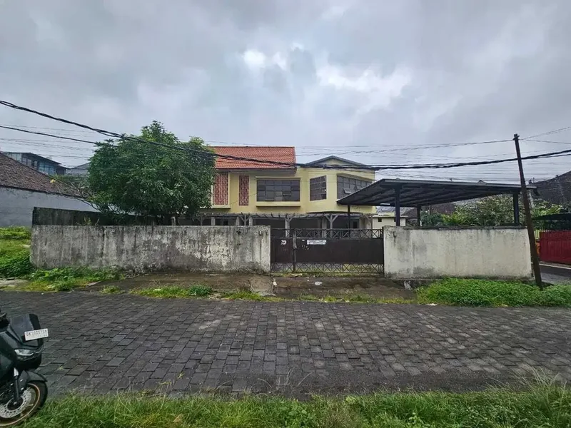 Tanah Di Merta Sari Kerobokan Dekat Bali Kiddy Seminyak Umalas Canggu - Real Estate in Bali