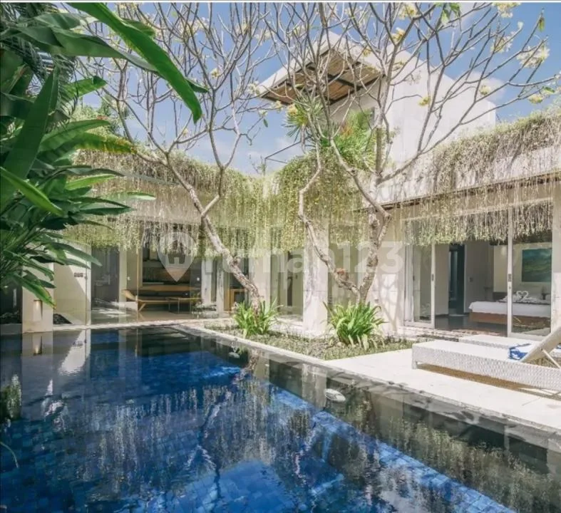 Villa Jimbaran Jalan Kaki 70 Meter ke Pantai Jimbaran - Bali in Bali