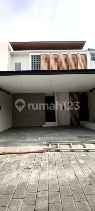 Brand New Villa Padonan Canggu Bali Freehold SHM - Real Estate in Bali