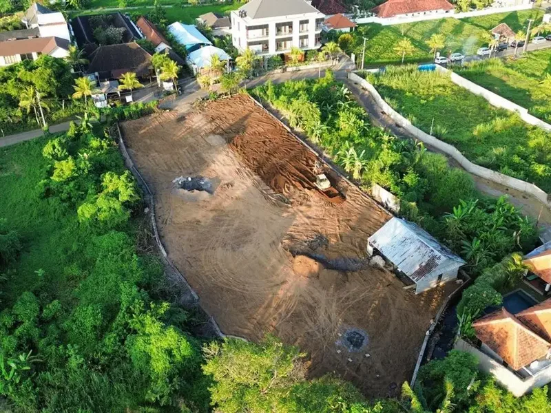 Disewakan atau Dijual Tanah Komersil Dekat Pantai Keramas - Real Estate in Bali