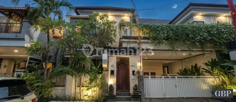 Dijual Villa di Kawasan Premium Denpasar Bali Lokasi Strategis Dekat Mall.dan Civic Centre - Real Estate in Bali