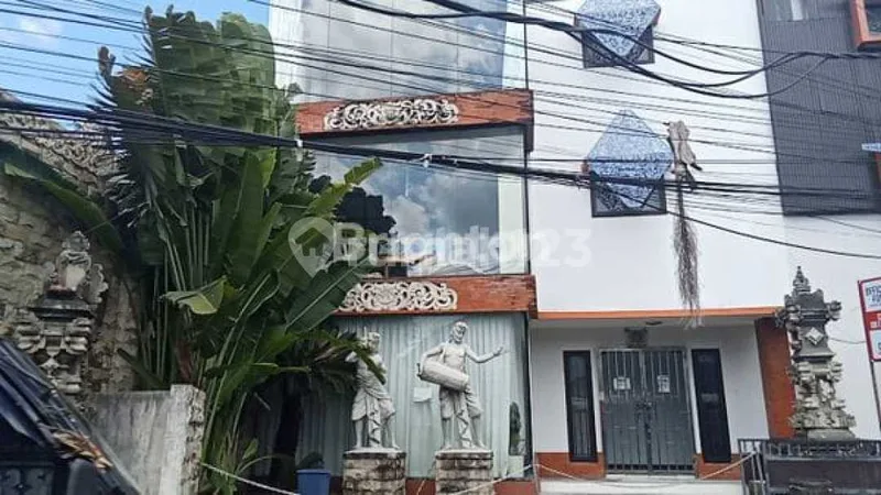 Ruko Strategis Kuta, 3 Lantai Fully Furnished - Real Estate in Bali