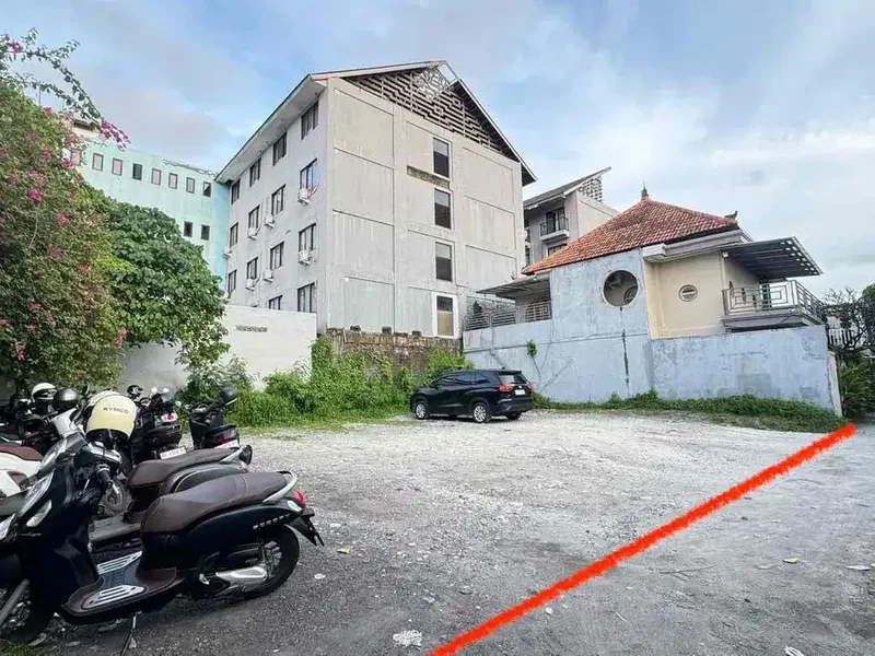 Tanah SUPER LANGKA Dekat Pison Coffee Jl Petitenget Kerobokan - Real Estate in Bali