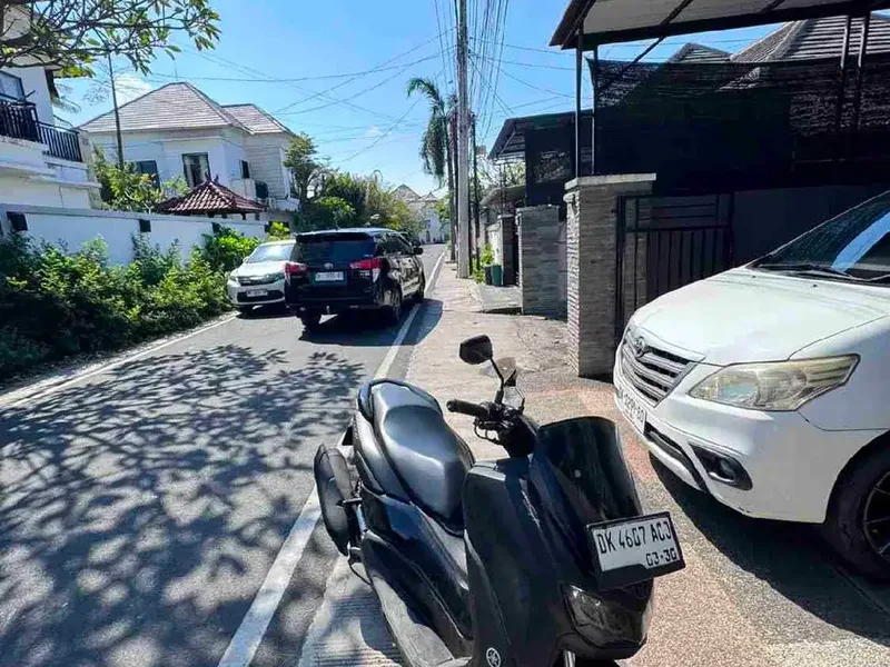 Di kontrakan rumah jalan Tukad Badung , Renon, Denpasar, Bali - Real Estate in Bali