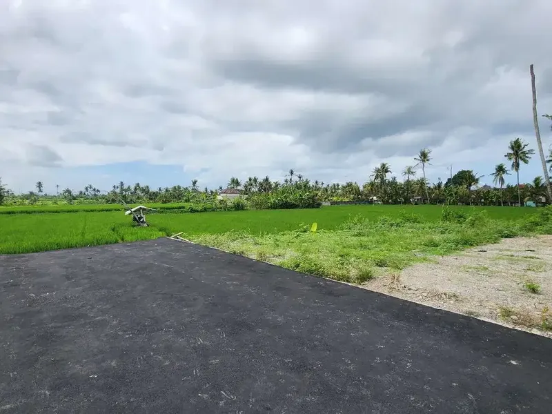 Tanah kavling dengan view sawah berlokasi strategis di Pering, Blahbatuh, Gianyar. - Real Estate in Bali