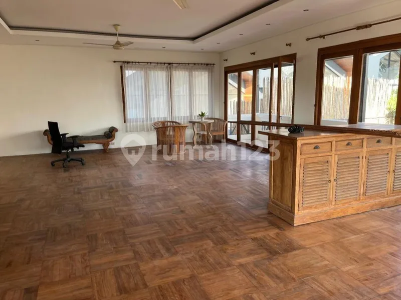 Villa Dijual Lokasi Kerobokan - Real Estate in Bali