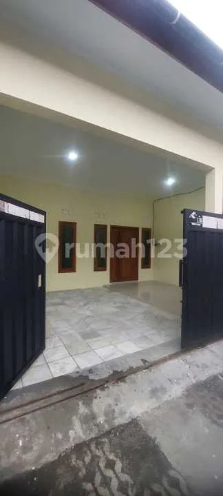 Sewa Rumah Baru Modern Minimalis Grogol Carik - Lokasi Strategis, Nyaman & Siap Huni! - Bali in Bali