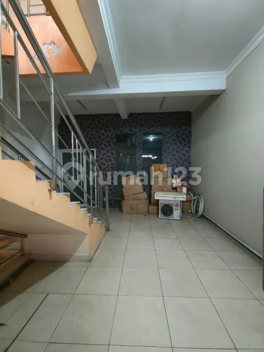 Ruko di Teuku Umar Denpasar - Real Estate in Bali