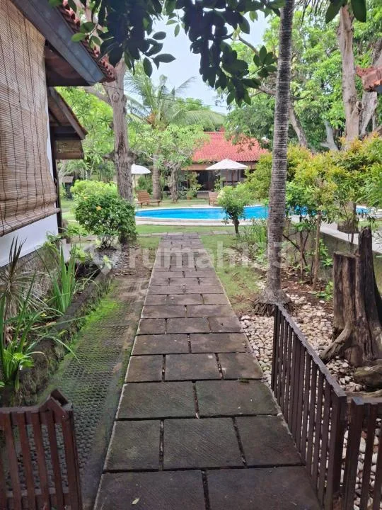 Tanah Bonus Villa dan Pool Turun Harga Dekat Pantai Seminyak - Real Estate in Bali