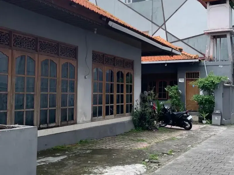 Tanah 3 Are Bonus Bangunan Lokasi Dekat Bandara Jl Kartika Plaza Kuta - Real Estate in Bali