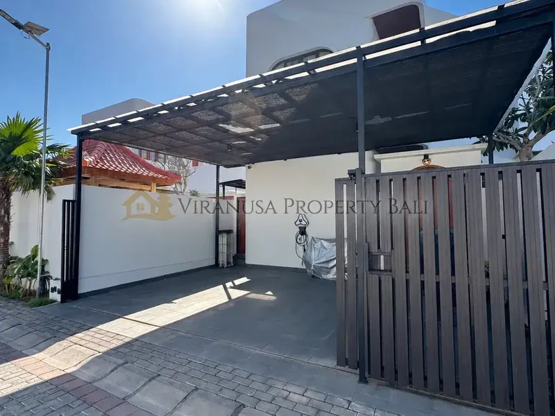 Fully Furnished 2-Bedroom Villa with Rooftop in Nusa Dua - Real Estate in Bali