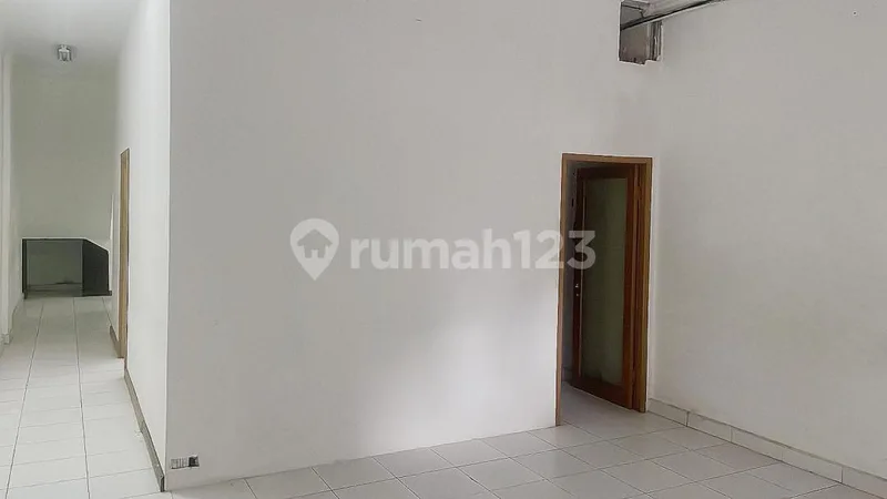 Ruko Sewa Siap Bisnis.tuban Bali - Real Estate in Bali