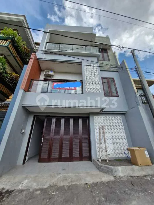 Disewakan Rumah 4 Lantai Pedungan, Denpasar Selatan - Bali in Bali