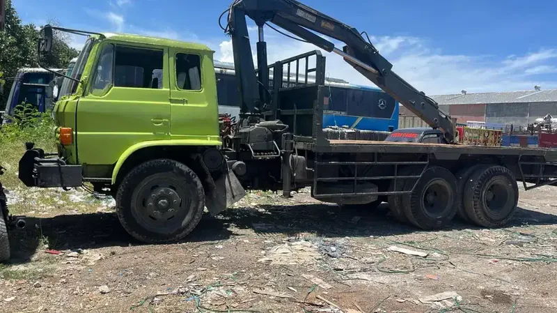 Crane hiab 6 ton Hino ho7d th 96 - Vehicles in Bali