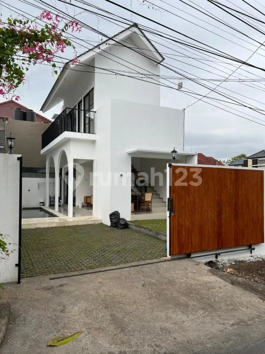 NEAR NUSA DUA BEACH Villa Mumbul Nusa Dua 2 Bedroom Private Pool Full Furnished - Bali in Bali